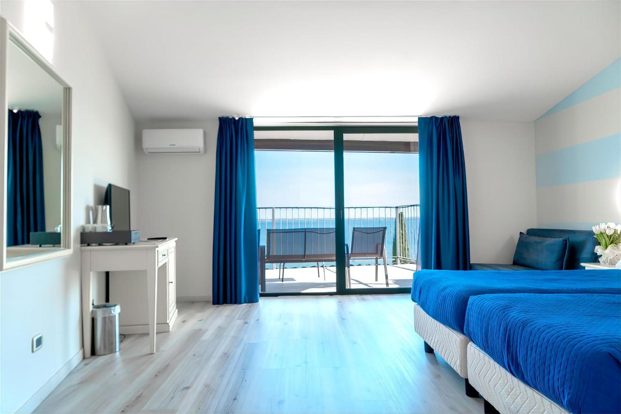 Ahg Riva Del Sole Hotel - Adults Only Moniga del Garda Exterior photo